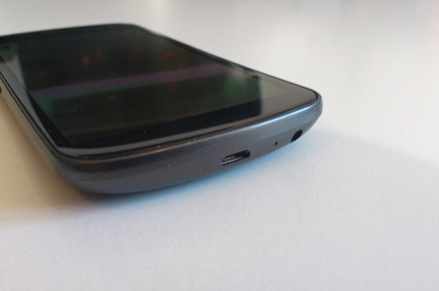 samsung_galaxy_nexus_-4