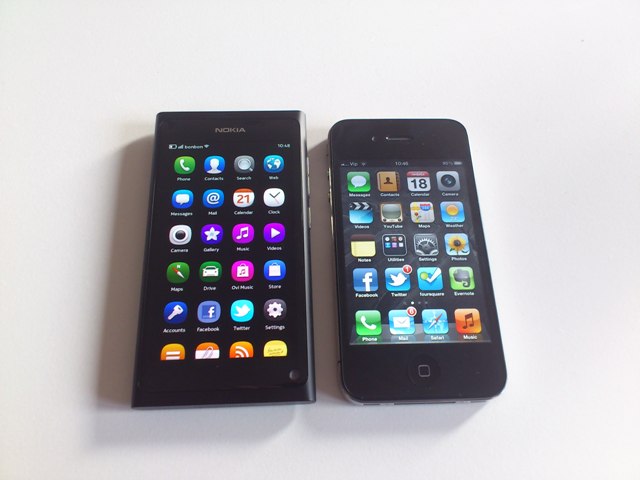 nokia_n9_iphone_4