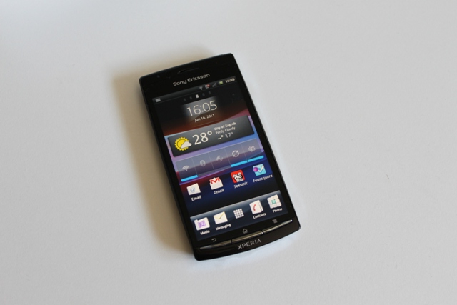 sony_ericsson_xperia_arc_10