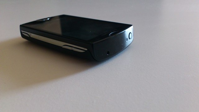 sony_ericsson_xperia_mini_-5