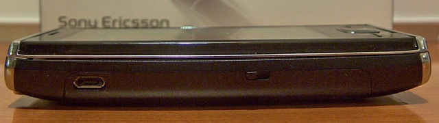 sony ericsson xperia x2 lijeva